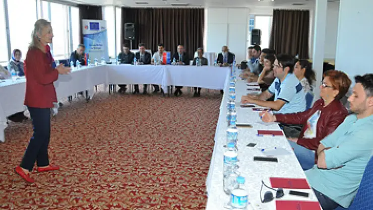 Erasmus fırsatları anlatıldı