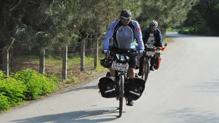 İzmirli bisiklet gezginleri Karadeniz turunda