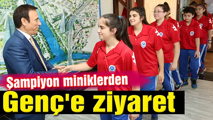 Şampiyon miniklerden Genç'e ziyaret