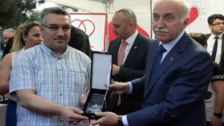 Samsun'da kan bağışçıları ödüllendirildi