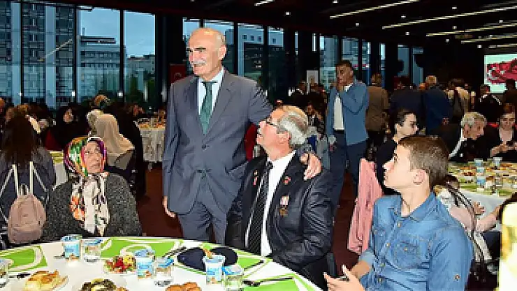 BAŞKAN YILMAZ: 'SİZLER ÖZEL İNSANLARSINIZ'