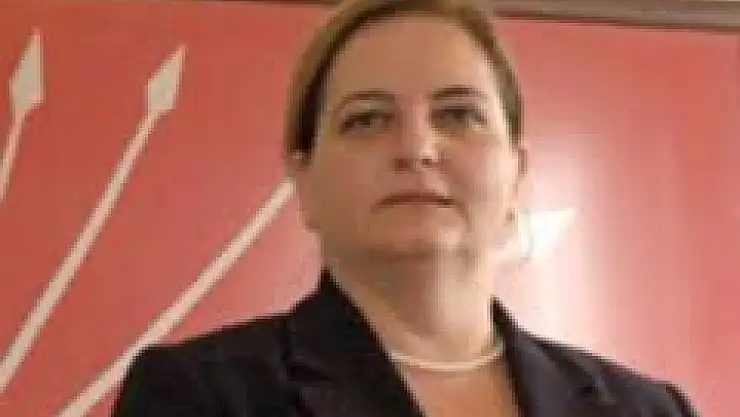 <font style'color: red'><blink>CANLI</blink></font>  CHP' de istifalar10 Ocak' ta...