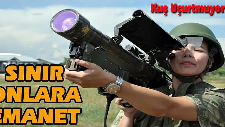 Sınırı bekleyen kadın askerler