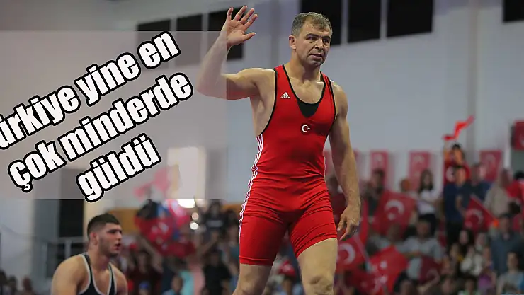 Türkiye yine en çok minderde güldü