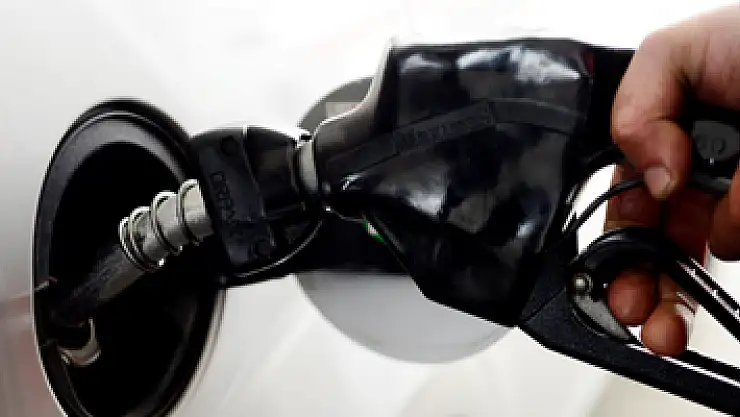 Benzin ve motorine zam beklentisi