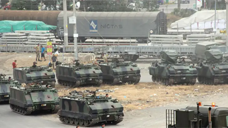 Suriye sınırına askeri sevkiyat devam ediyor