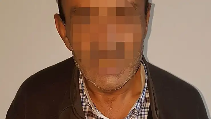  Parkta tacize gözaltı 