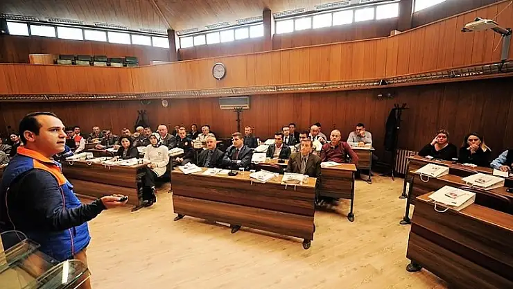 Belediye personeline afet öncesi hazırlık eğitimi 