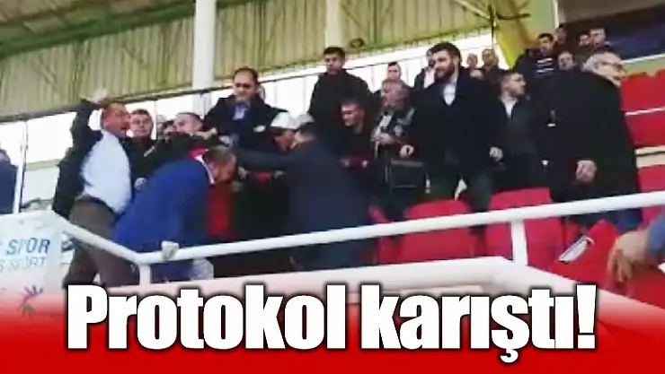 Protokol Karıştı!