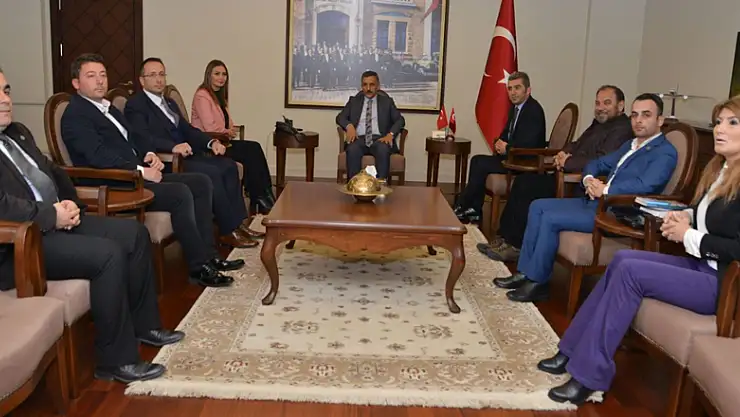 Azeri Milletvekili'nden övgü