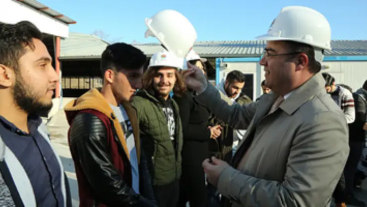 Mühendis adaylarına ilk baret Taşçı'dan