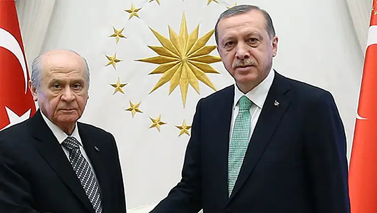 AK Parti'nin önceliği tabanda ittifak