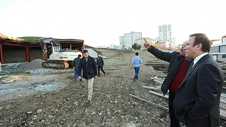 CANİK'TE 2018'DE DE DURMAK YOK