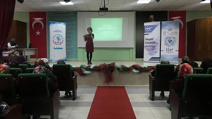 Samsun'da velilere 'Akran Zorbalığı' semineri