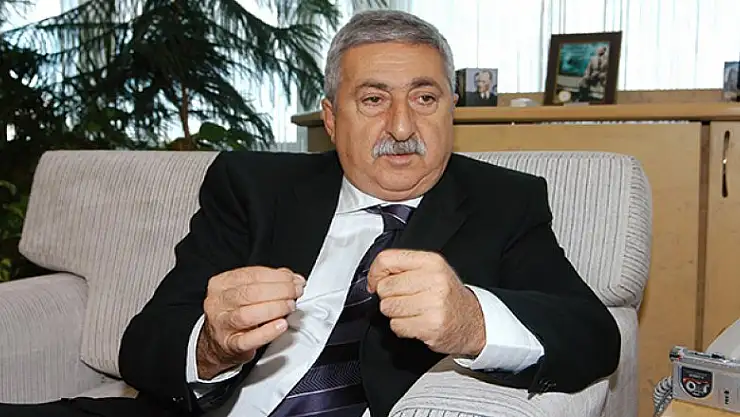 Cep telefonlarında kredi kartına taksit yasağı kalkmalı'