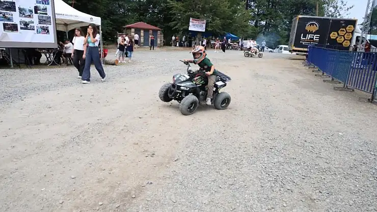 6 Yaşındaki Ömer Ali Nebiyanfest'in Yıldızı Oldu!