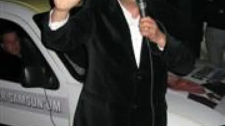 GÜNDÜZ VE CARUS ELELE