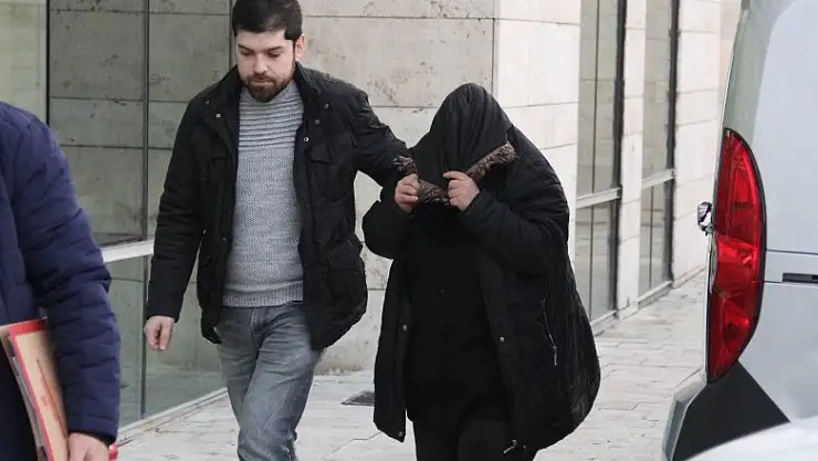 Sarıldığı terzinin cüzdanını çalan kadın yakalandı 