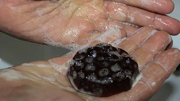 Cilt bakımında bayanların tercihi ballı sabunlar