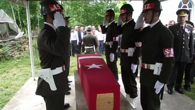 Albay Koskos' a son görev…