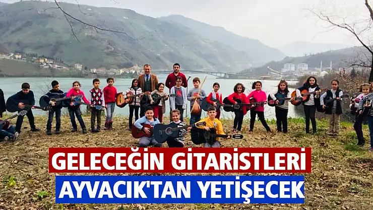 Geleceğin gitaristleri Ayvacık'tan yetişecek