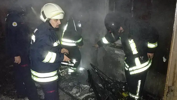 Samsun'da yangında 3 kişi hastanelik oldu