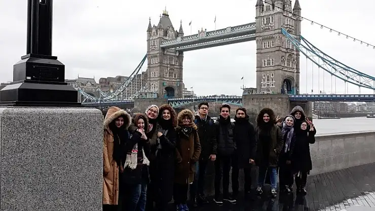 Atakum Anadolu İHL öğrencileri İngiltere'den döndü