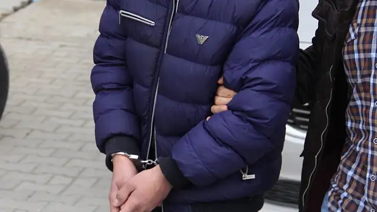 Iraklı kadını gasptan yakalanan genç tutuklandı 