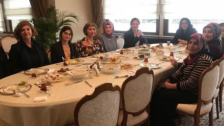 Şehit eşleri Valilik Konutu'nda...