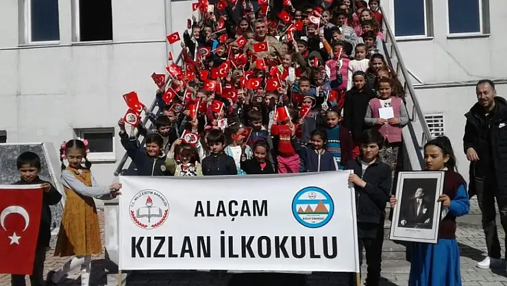 İlkokul öğrencilerinden Afrin'deki Mehmetçiğe mektup 