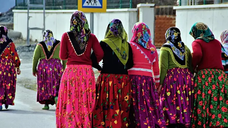 Osmanlı kadınlarının geleneği bu köyde devam ediyor 