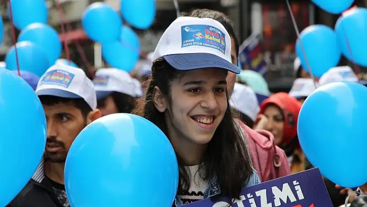 Samsun'da otizmliler için farkındalık yürüyüşü 