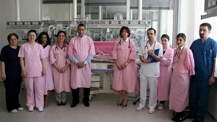 Yeni doğan bebekler OMÜ'de hayat buluyor