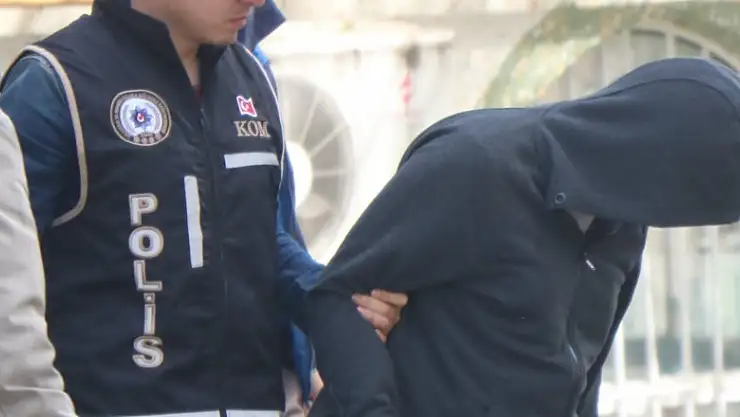 Samsun'da 2 FETÖ şüphelisi tutuklandı