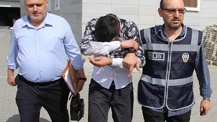 Kafede tanıştığı kıza evinin çatısında tecavüzden tutuklandı 