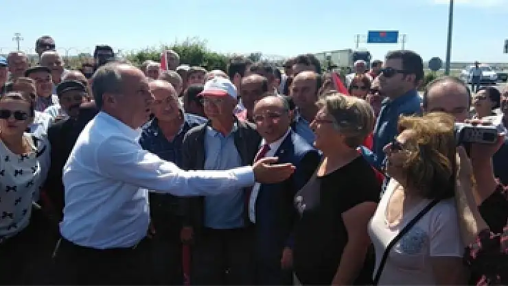 CHP'li heyetin Yunanistan'a geçmesine izin verilmedi