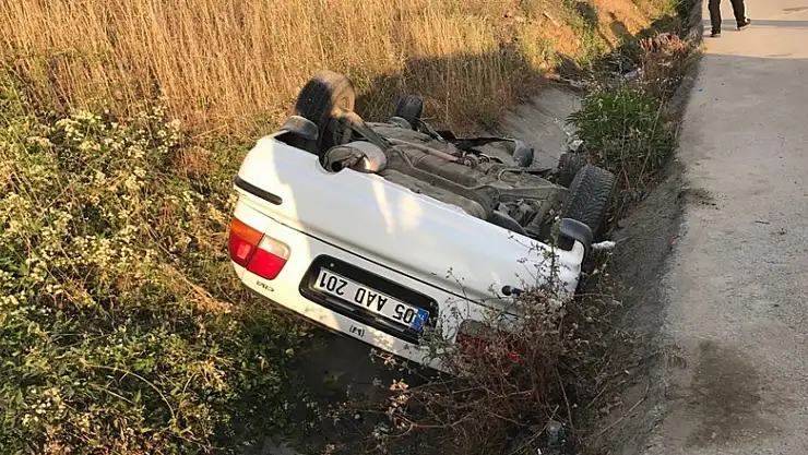  Samsun'da otomobil su kanalına devrildi: 1 yaralı 