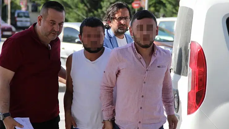  Hırsızlar, polisin takibi sonucu yakalandı 