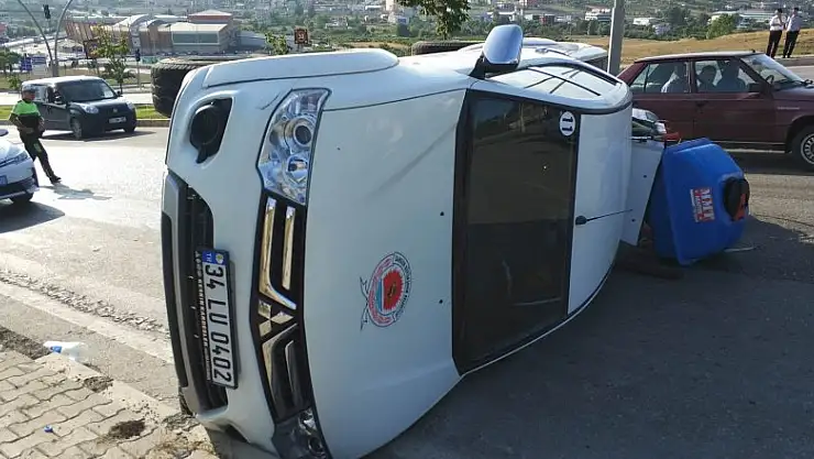 Samsun'da ilaçlama aracı devrildi: 1 yaralı