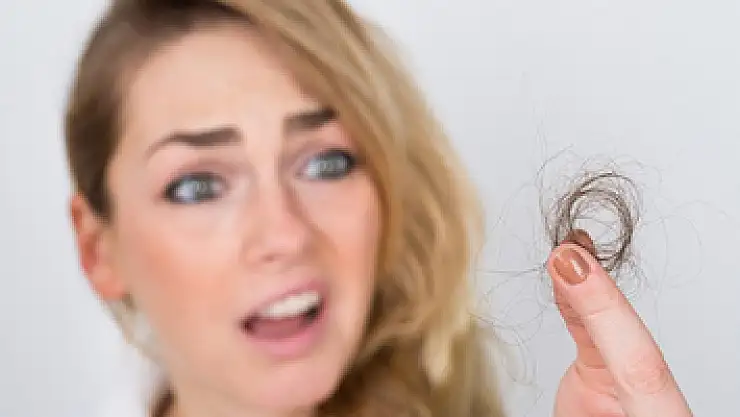 Vitamin eksikliği saçları döküyor