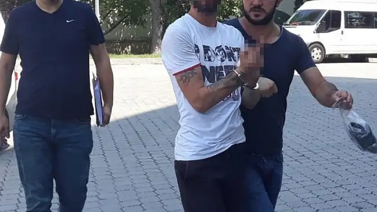 Uyuşturucu sattığı iddia edilen 2 kişi adliyeye sevk edildi 