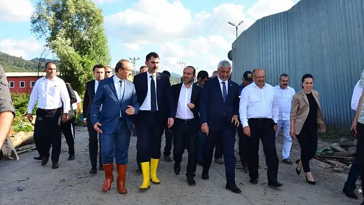 Bakan Kurum: 'Hasar tespitlerimizi bir hafta içerisinde tamamlayacağız'