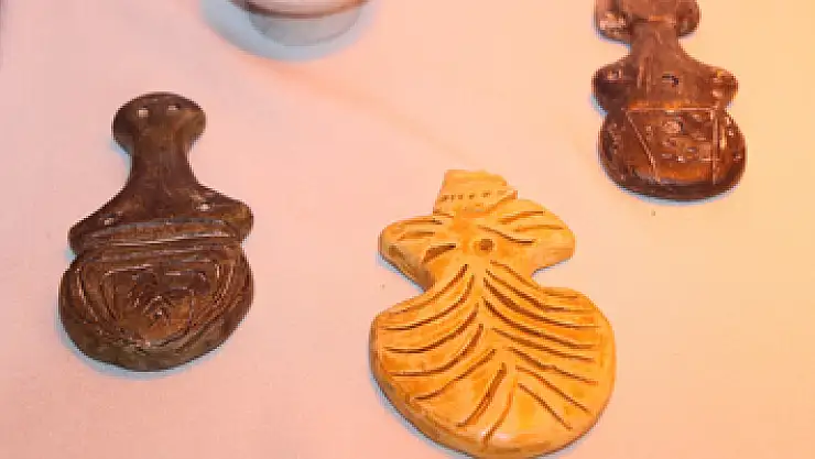 Anadolu'nun en estetik ilk tarak ve kartvizitleri görenleri şaşırtıyo