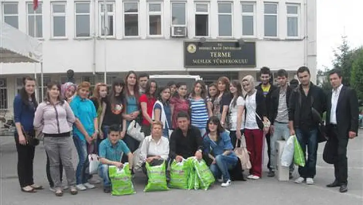Terme MYO Öğrencilerinin sosyal yardım projesi