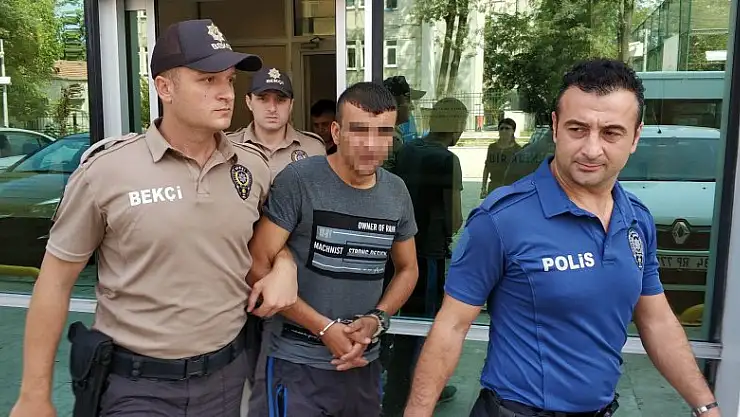 Samsun'da hırsızlık yapan genç, polisin takibi sonucu yakalandı 
