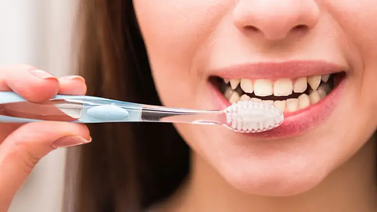 'Diş sorunları kişide güven eksikliğine neden oluyor'