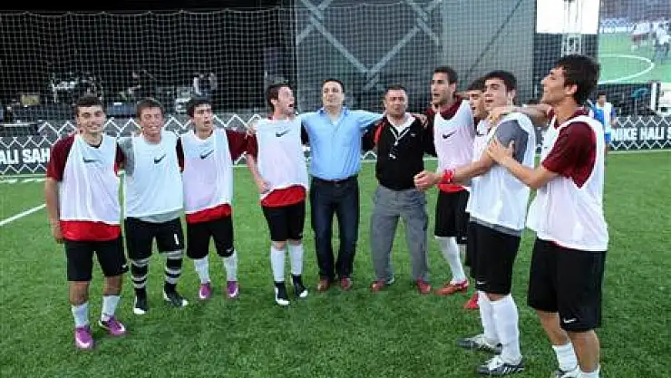 Gazi Lisesi Türkiye Şampiyonu