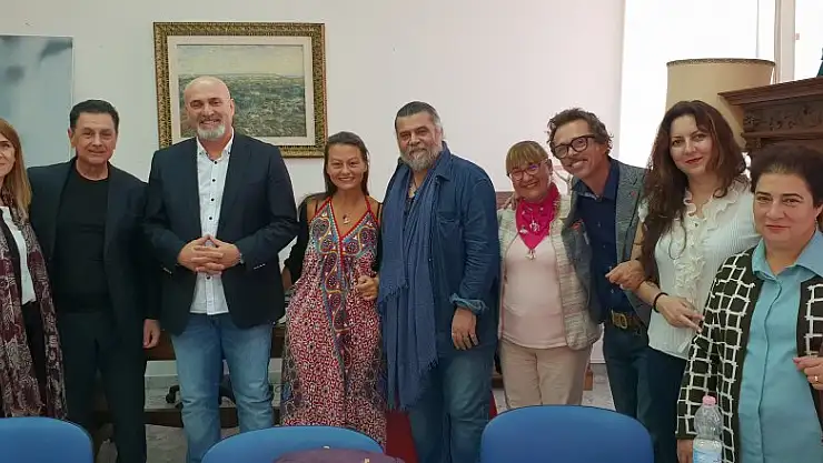 İtalya'ya 100. yıl çıkarması