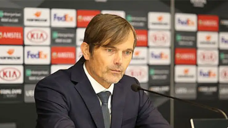 Fenerbahçe'de Cocu'nun görevine son verildi