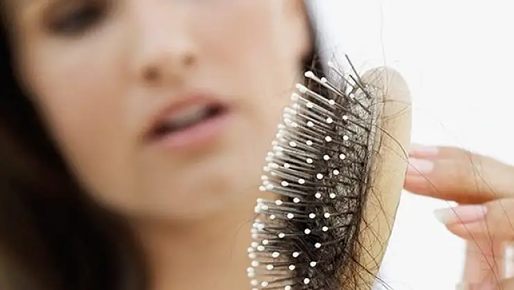 A vitamini eksikliği saç dökülmesini tetikliyor